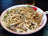 じゃじゃ麺をまぜたところ
