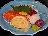 地元の魚の刺身