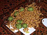 バリ鰹と富士宮焼きそばスナック