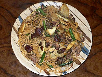 キノコのパスタ　まこもたけ、くりたけ