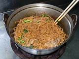 ソースで味付けして完成！