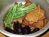 油揚げと野菜の煮物