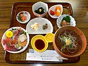 復興支援ツアーの海鮮丼ごはん