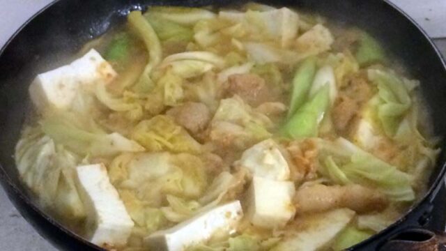 いわちくの生ホルモン　煮込んだところ