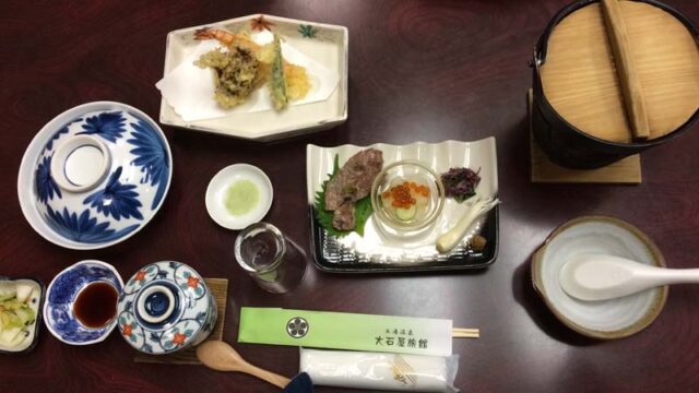 出湯温泉大石屋旅館の夕食