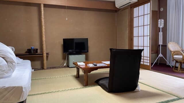 ゆのかの9畳の部屋の一人使い。