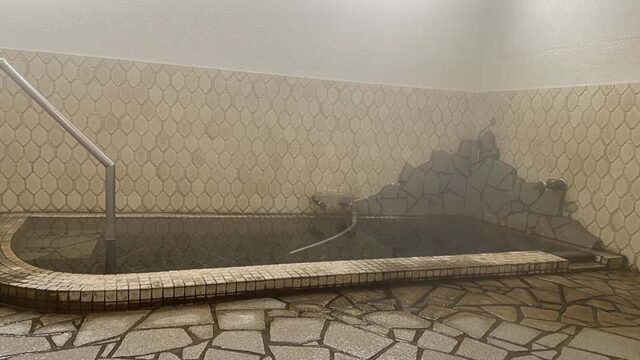 三朝温泉ゆのかのお風呂場（小）