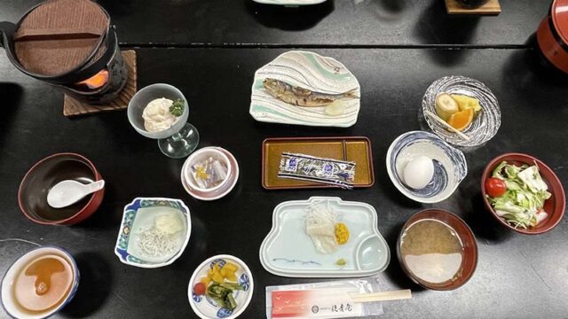 寺泊つわぶき温泉　住吉屋の朝食