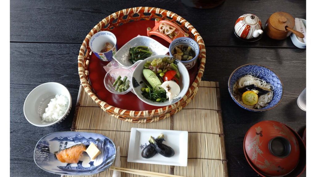出羽屋さんの朝食