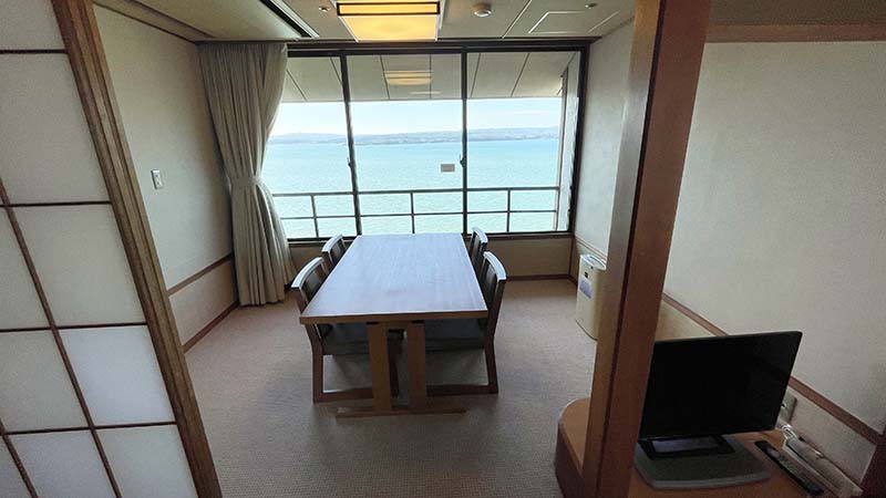 加賀屋の七尾湾が一望できるお部屋