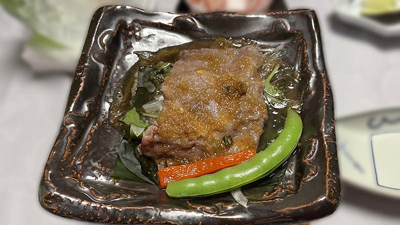 加賀屋の夕食の能登牛の蒸し物
