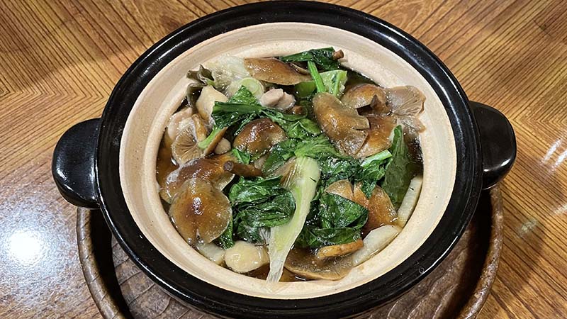 キノコ鍋　叶屋旅館で作った夕食