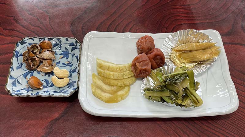 青木村 食事ますだ屋のお新香