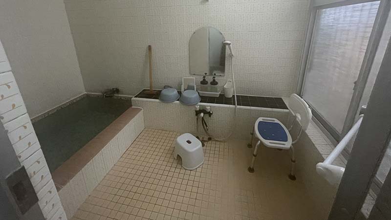 沓掛温泉叶屋旅館のお風呂場