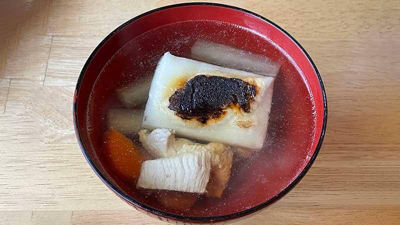 お雑煮 フライパンで餅焼いたら焦げちゃった