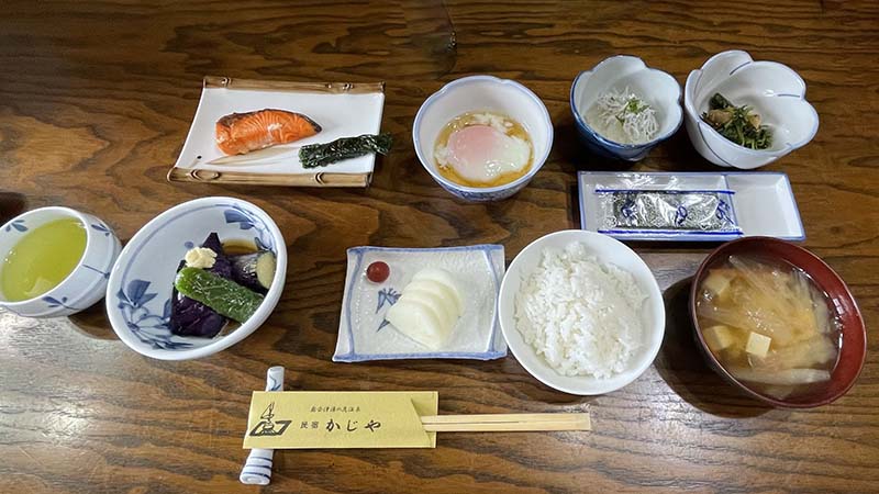 南会津 湯ノ花温泉 民宿かじやの朝食
