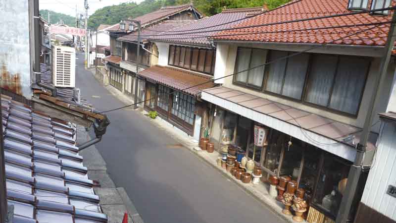 温泉津温泉の町並み