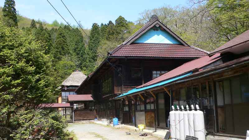 微温湯温泉・旅館二階堂