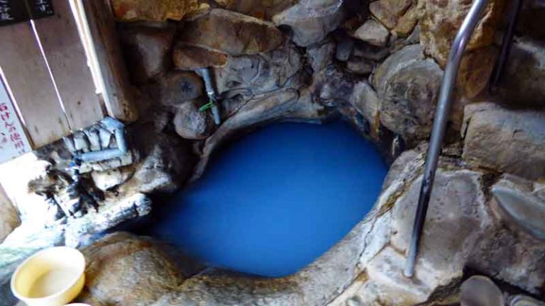 湯の峰温泉 つぼ湯　世界遺産